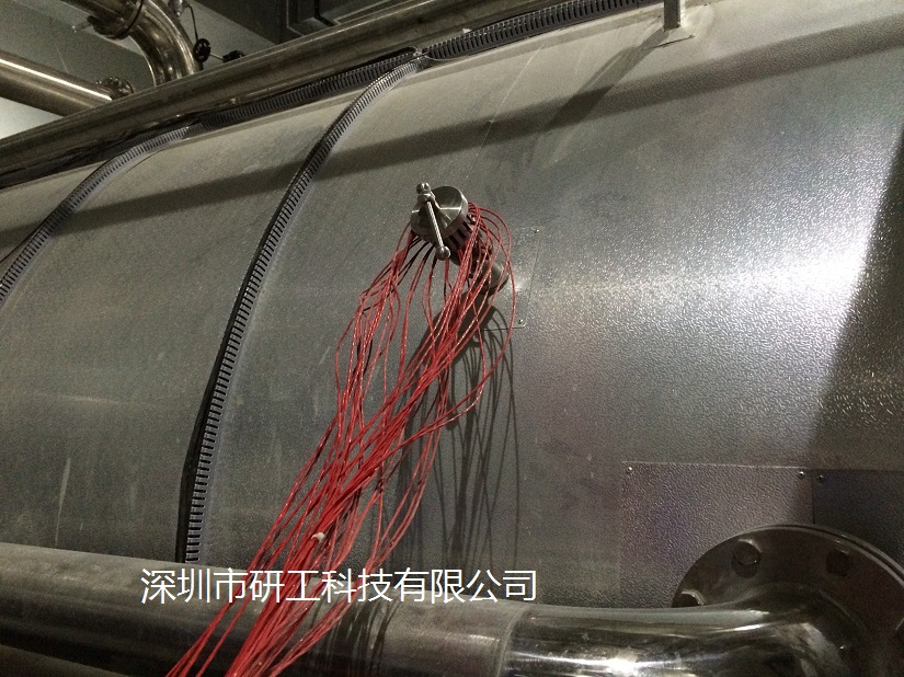 水浴滅菌柜驗證現(xiàn)場圖1 水浴滅菌柜驗證現(xiàn)場圖1